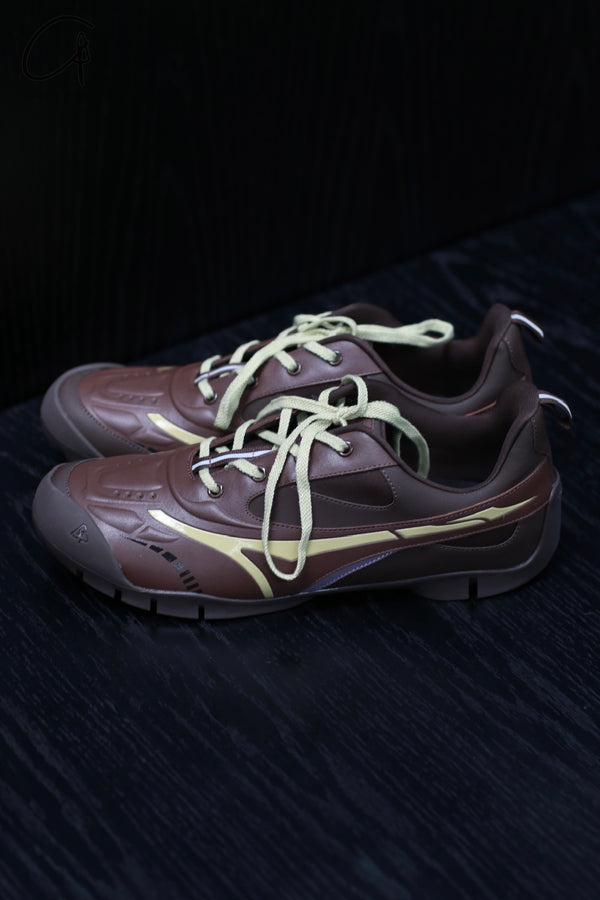 untitlab tethered racing sneaker series UTB-UN031102-QKL chocolate PU8